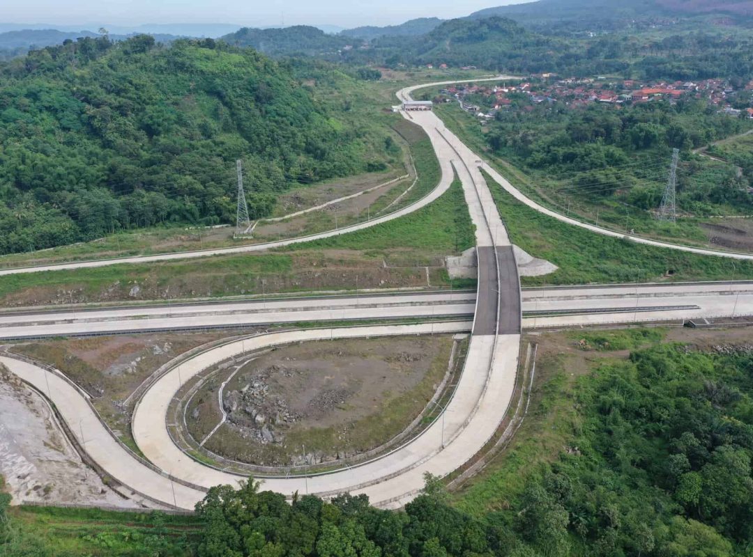 Proyek Jalan Tol Cisumdawu Seksi 3